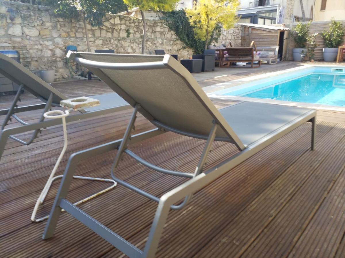 Velodrome F4 Dans Villa 5 Lits Parking Et Piscine Partagee Marsilia Exterior foto